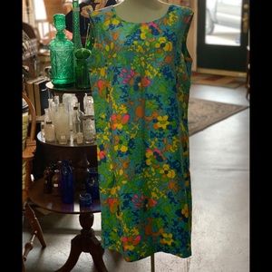 Super cute vintage Sears brand shift dress